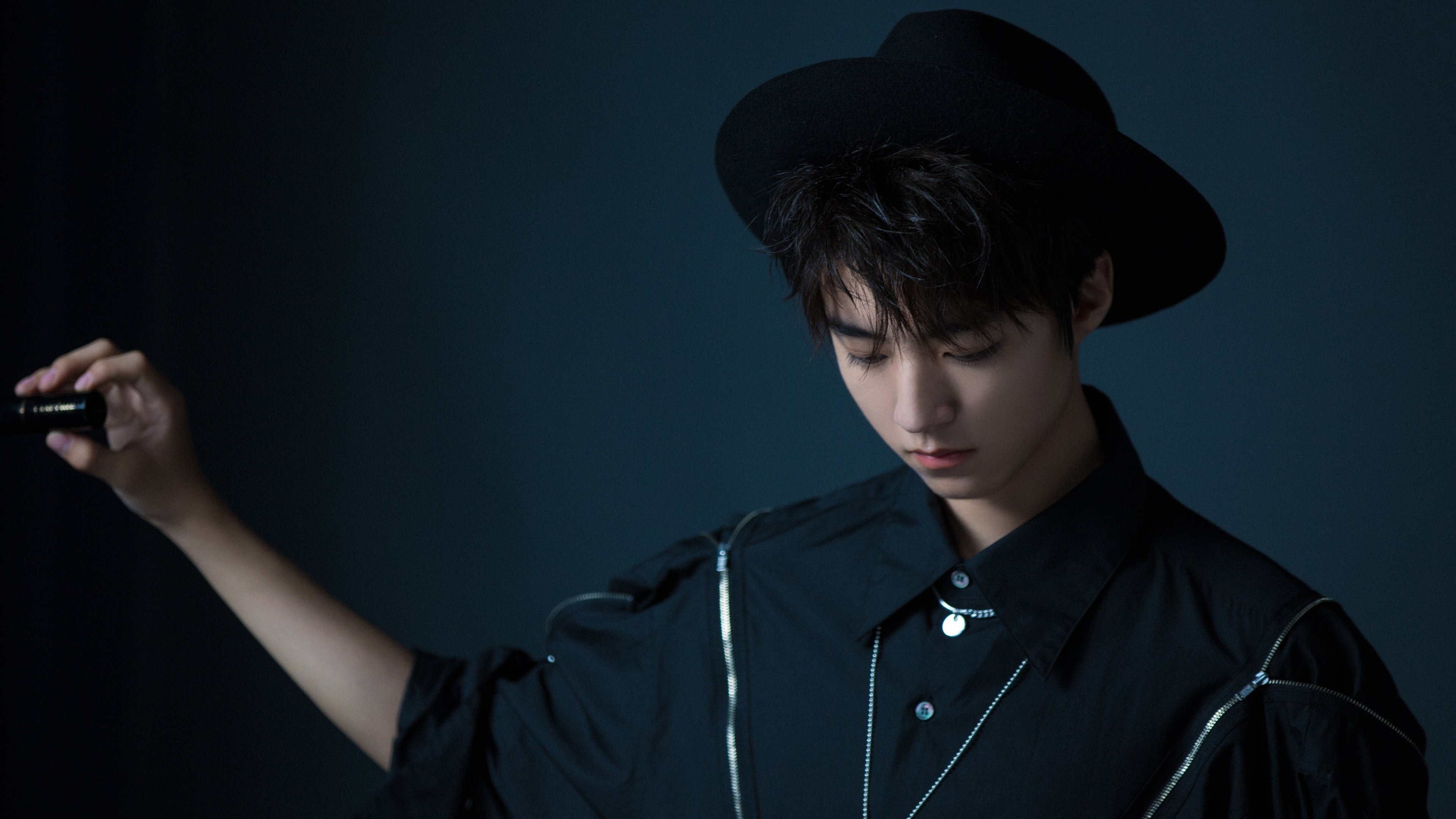 波兰队在国际乒联混合团体世界杯的团体配合与战术优势，波兰乒乓球名将